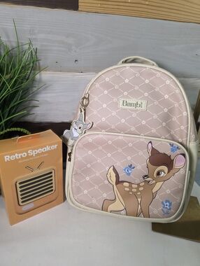 Disney backpack & Retro speaker set